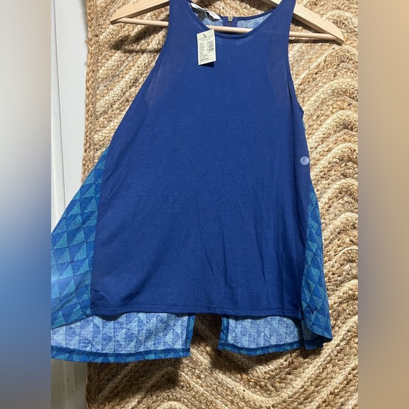 American Eagle Women's Blue Racerback Tank Top,Patterned,Size M,NWT - Picture 2 of 10